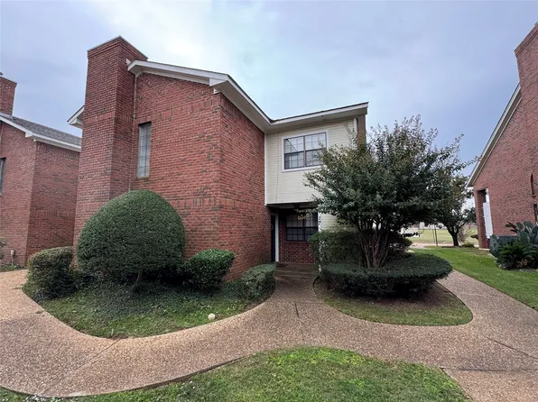 17 Meadow Creek Dr, Bossier City, LA 71111