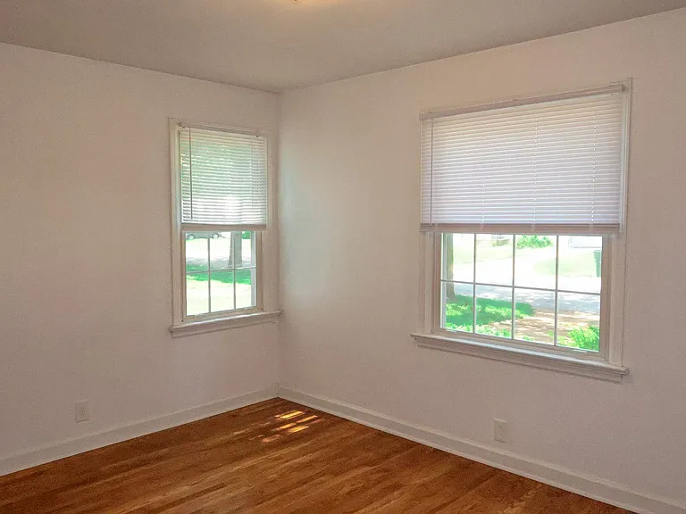 10522 Byfield Dr — Photo 14