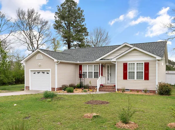 708 Ascot Dr, Creedmoor, NC 27522