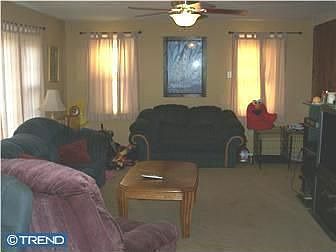 3rd image of 35 Philip Ave