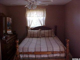 5th image of 188 E 317th St