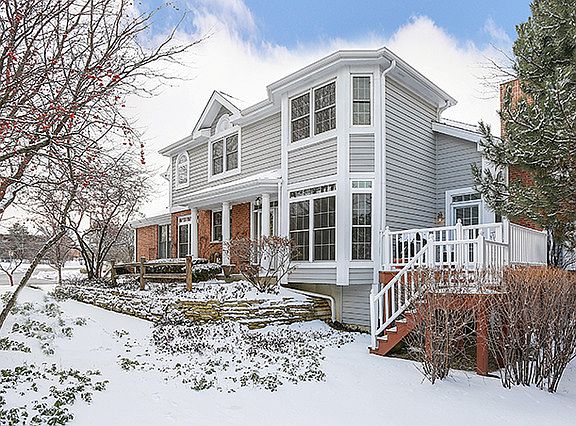 2nd image of 22W514 Lakeside Dr