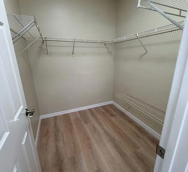 2925 Crestwood Ter #5204 — Photo 24