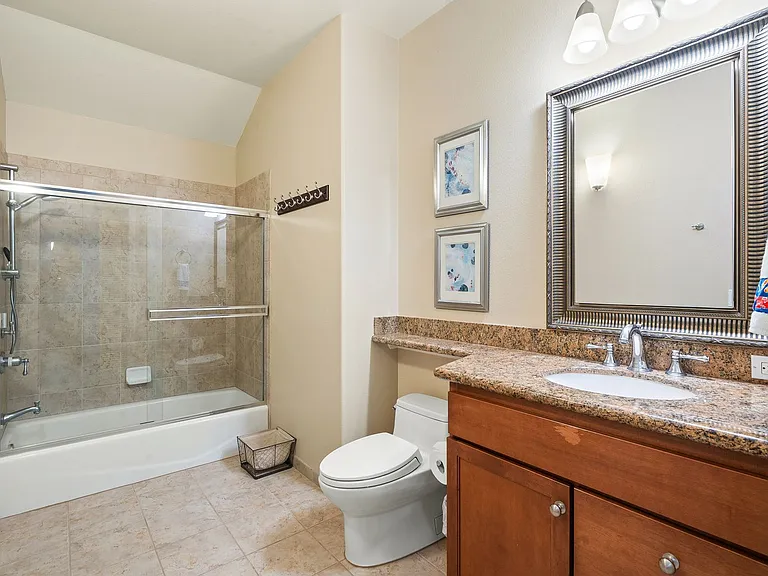 10 Upena Ln #302 — Photo 12