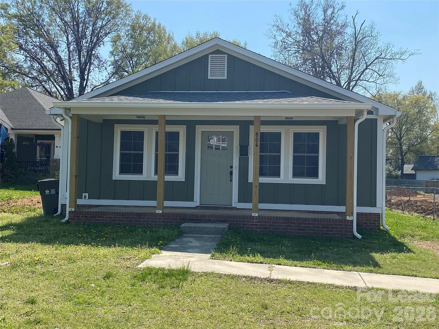 4 bed, 2.5 bath, 1516 sqft, $2,395 — Photo 2