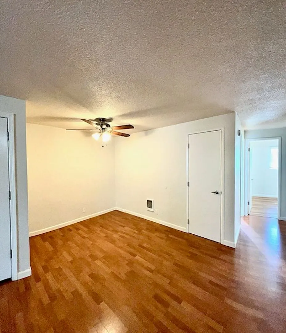 540alm — Photo 3