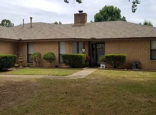 1406 Oak Ln, Miami, OK 74354