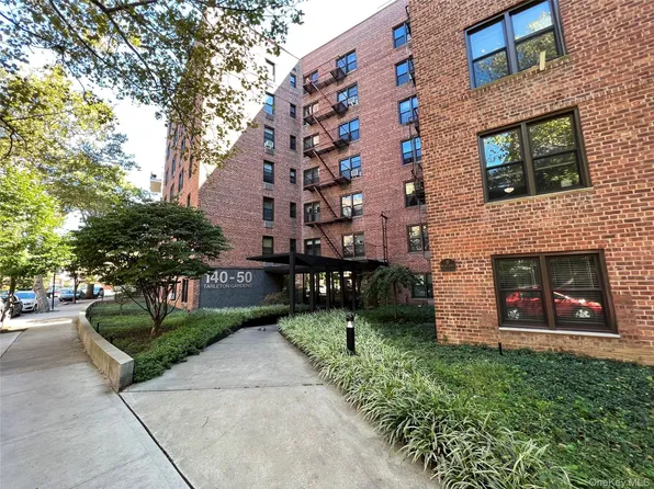 14050 Burden Cres #2E, Queens, NY 11435