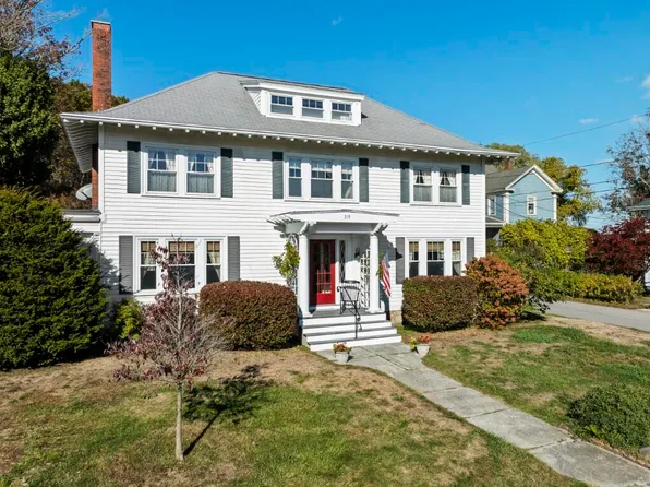 210 Ocean Point Road, Boothbay, ME 04544