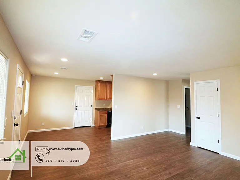 3653 Polaris Way — Photo 4