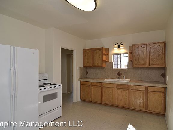 5th image of 3825 E Glenn St