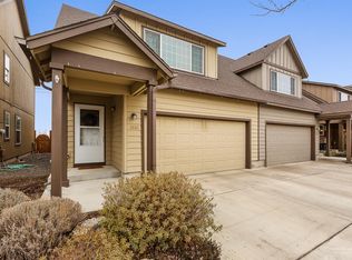 2882 SW Indian Cir, Redmond, OR 97756