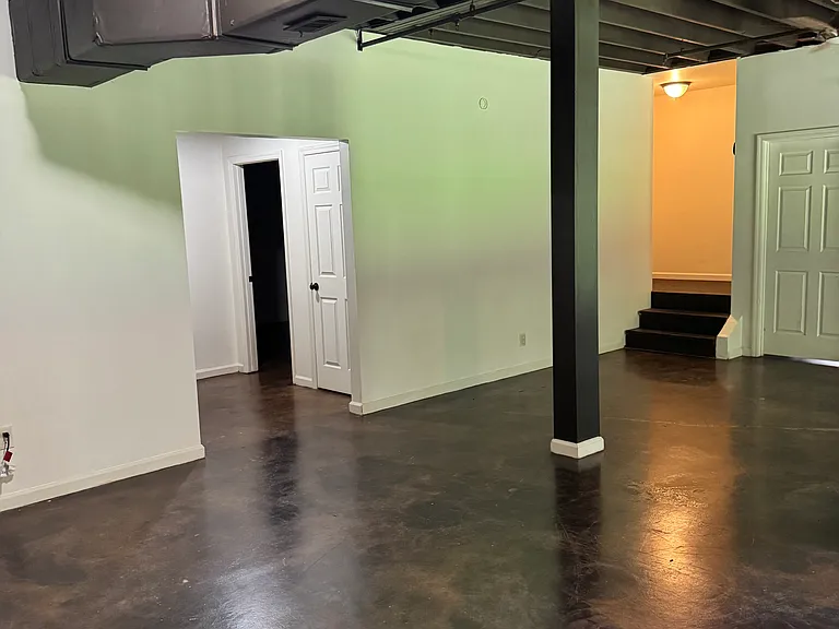 6121 Clubhouse Dr — Photo 53