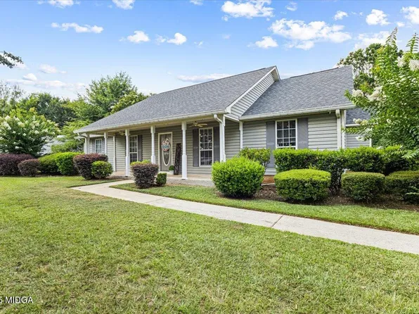 105 Spring Chase Cir, Kathleen, GA 31047