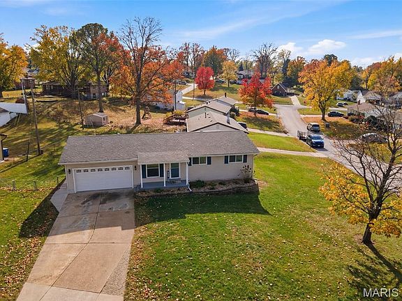 2nd image of 3762 Calef Dr