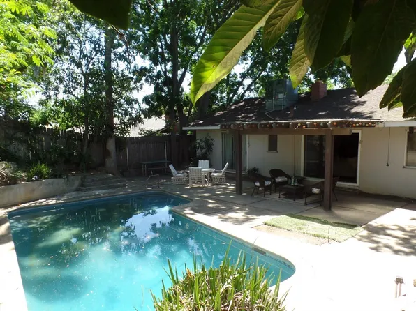 5213 Calistoga Way, Sacramento, CA 95841