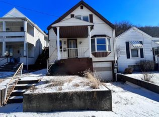 906 Marshall St, McMechen, WV 26040