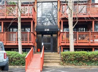 Seminary Walk, Alexandria, VA 22314