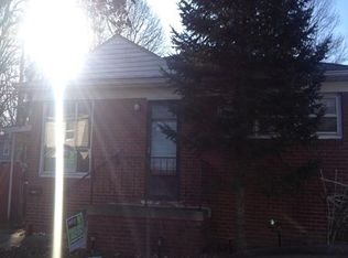 33 Hollywood Ct, Mount Clemens, MI