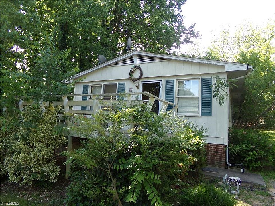 1st image of 218 Roseboro Dr