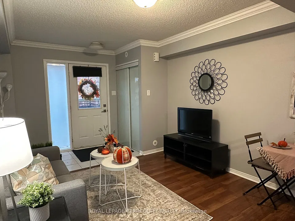 2265 Bur Oak Ave #41