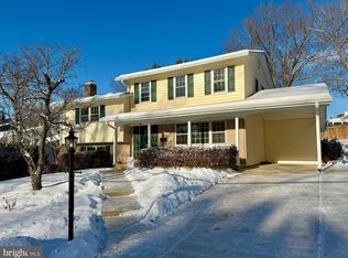 14214 Greenspan Ln, Rockville, MD 20853