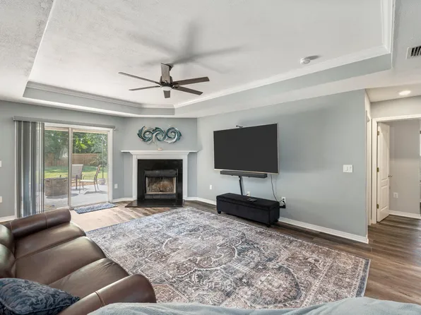 18 Howard St, Niceville, FL 32578