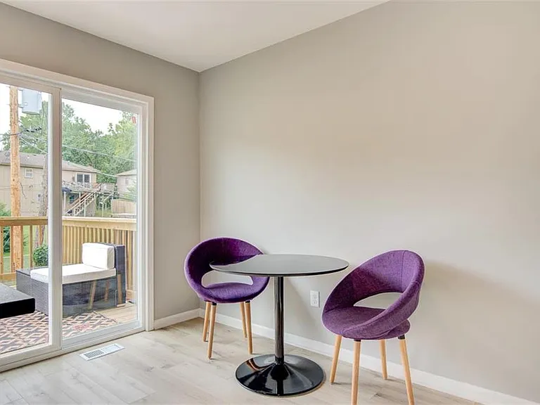 9923 W 52nd St — Photo 5