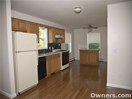 Kitchen open foor plan