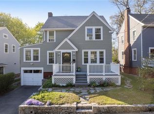 56 Gordon St, Hamden, CT 06517