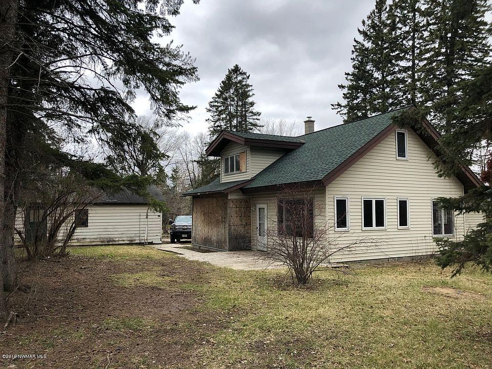 2nd image of 64 Carl Ave SW