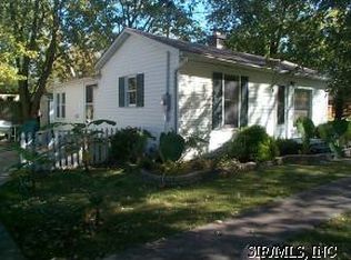 7904 Brookfield Dr, Caseyville, IL 62232