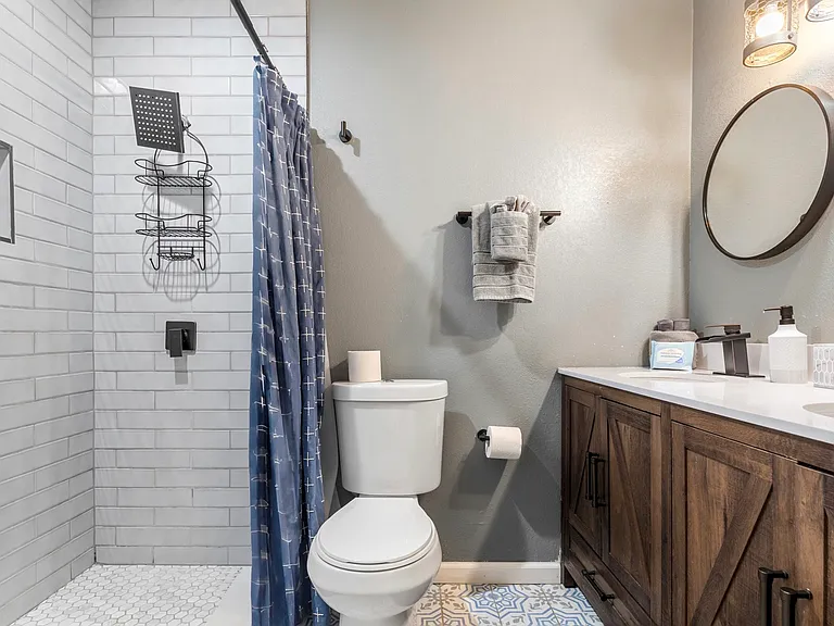 2806 Suncrest Rd #6 — Photo 23