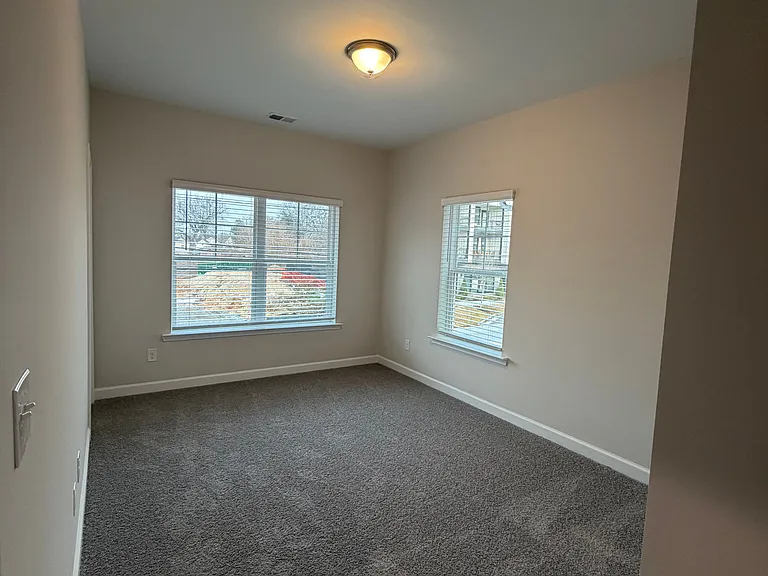 1973 Hollywood Rd NW #15 — Photo 35