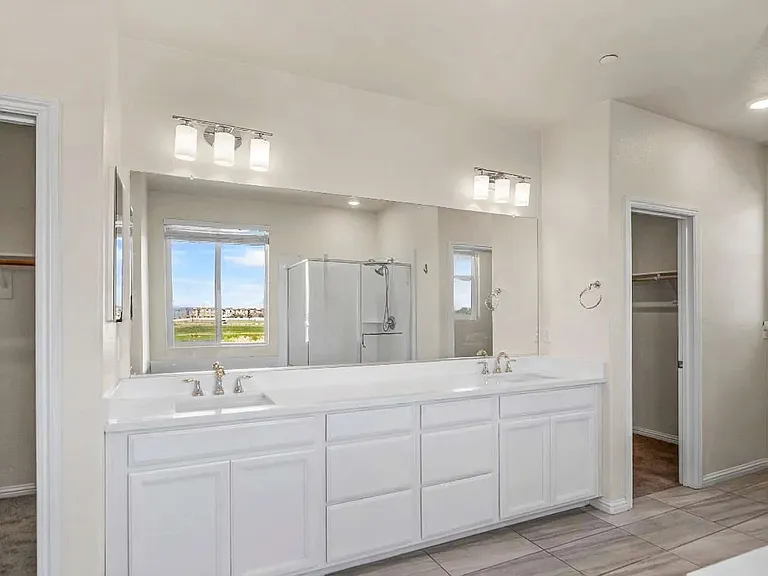395 Princess Way — Photo 5