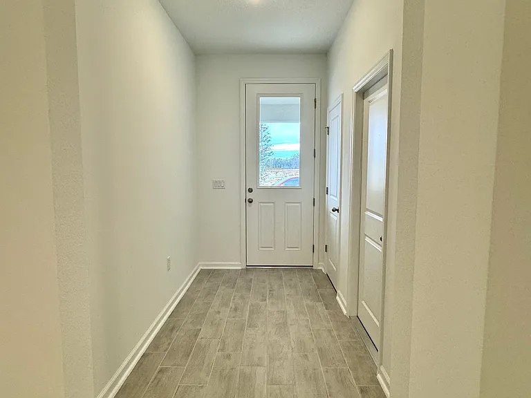 879 Shumard Way — Photo 5