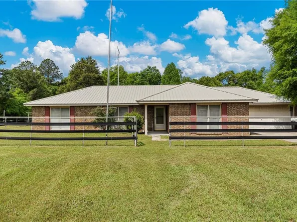 1810 Highway 165, Pittsview, AL 36871