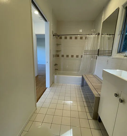 6216 Temple Hill Dr — Photo 18