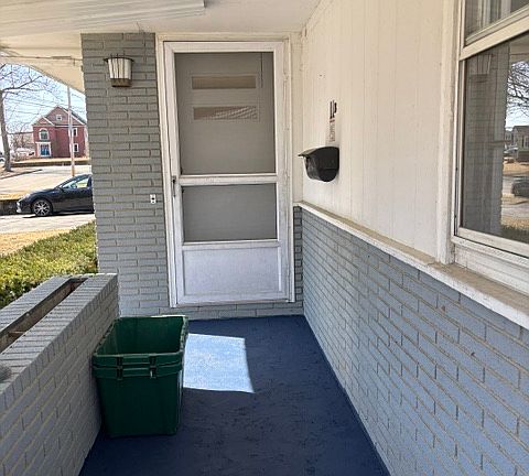 2nd image of 11 Brierway Dr #1R