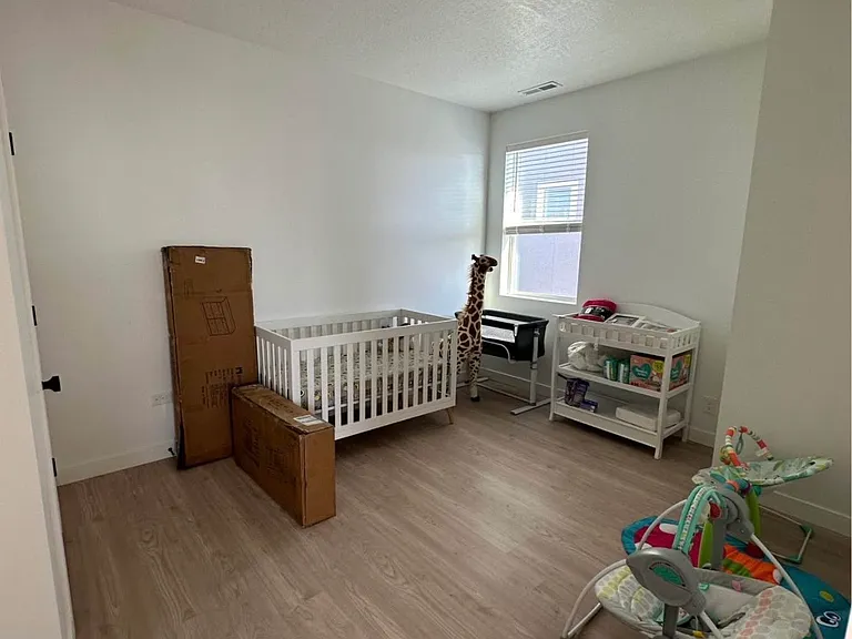 4632 W Tulip Ln — Photo 8