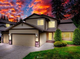 723 Darwins Way, Granite Falls, WA 98252