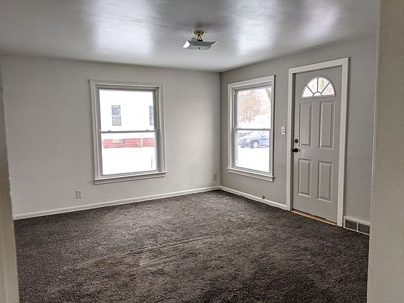 3rd image of 834 W Southern Ave APT 2
