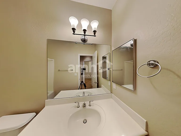 20025 N 20th St #103 — Photo 15