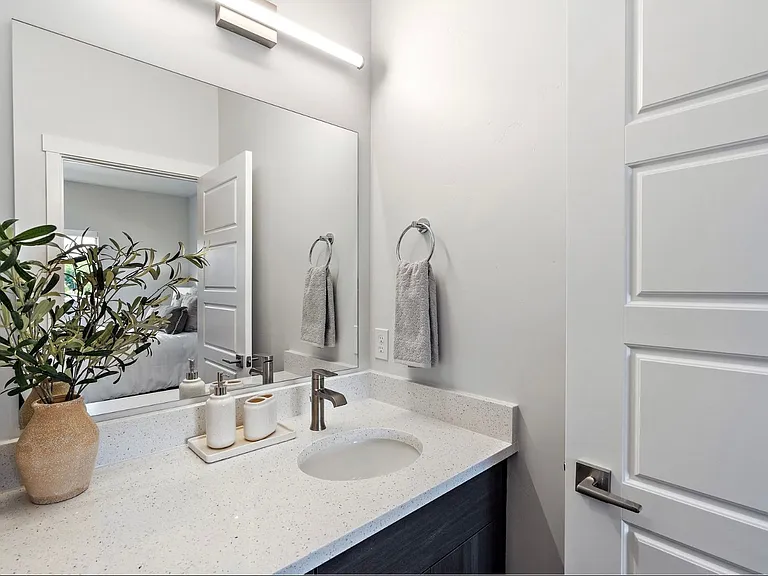 8953 W Irving St — Photo 36