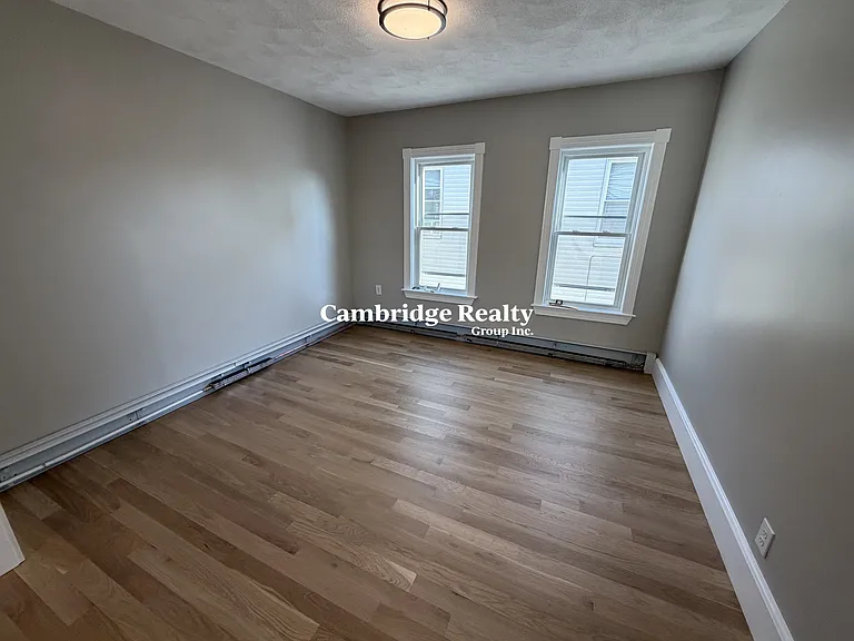 307 Cardinal Medeiros Ave #3T — Photo 4