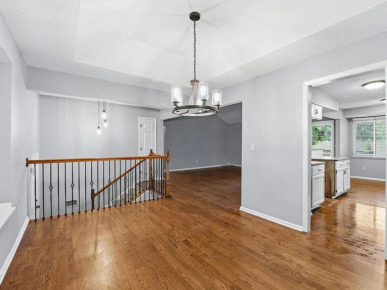 16308 W 125th Ter — Photo 6