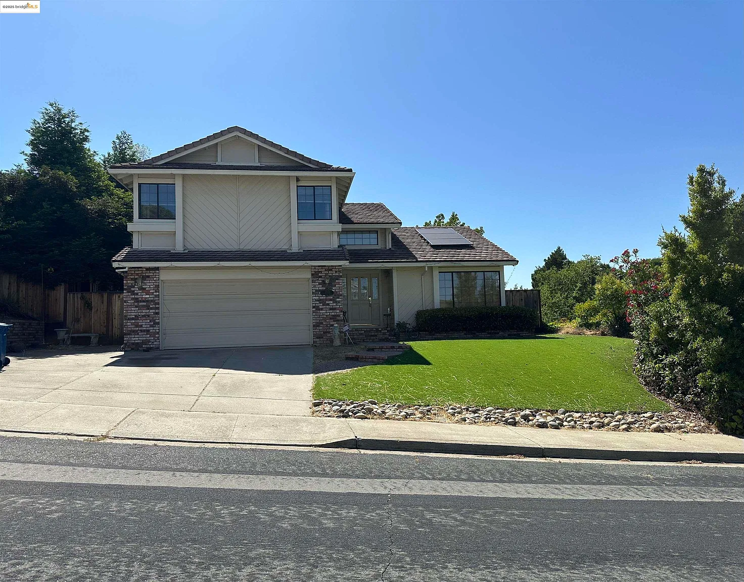3906 Killdeer Dr photo 1