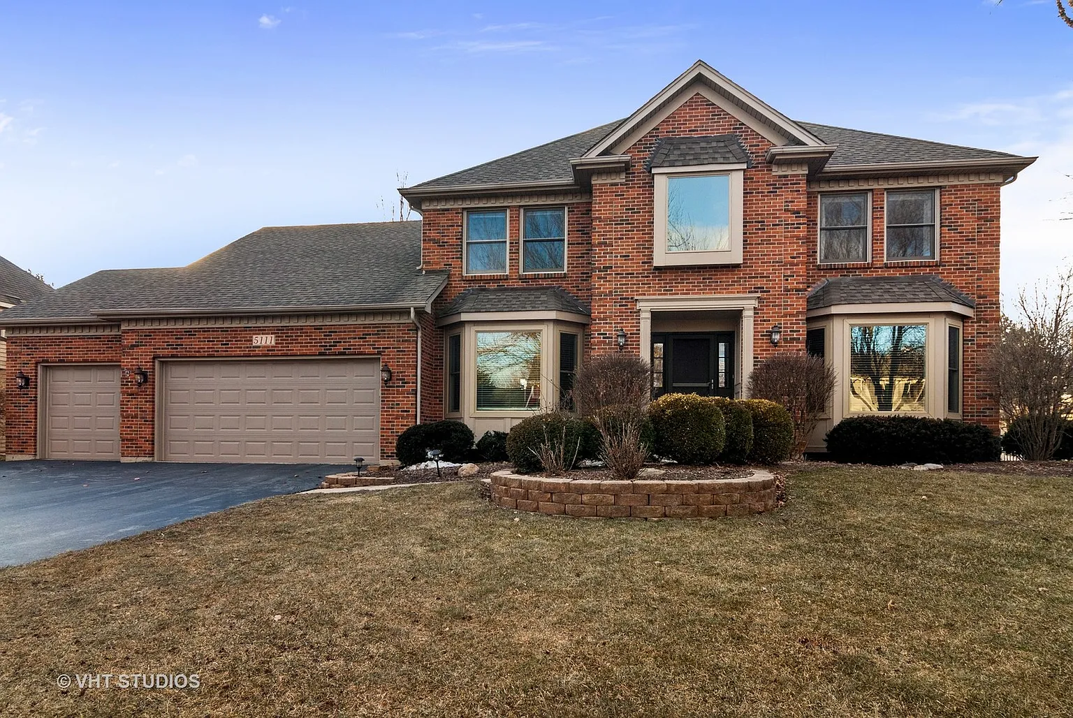 5111 Coneflower Dr photo 1