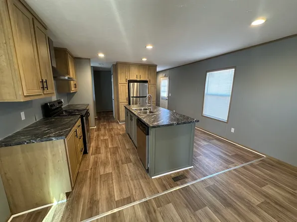1258 Hunters Mountain Pkwy #1258, Troy, AL 36079