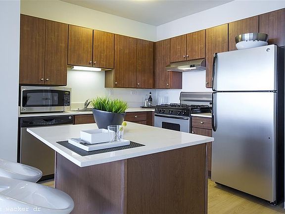 3rd image of 349 E Wacker Dr #1822